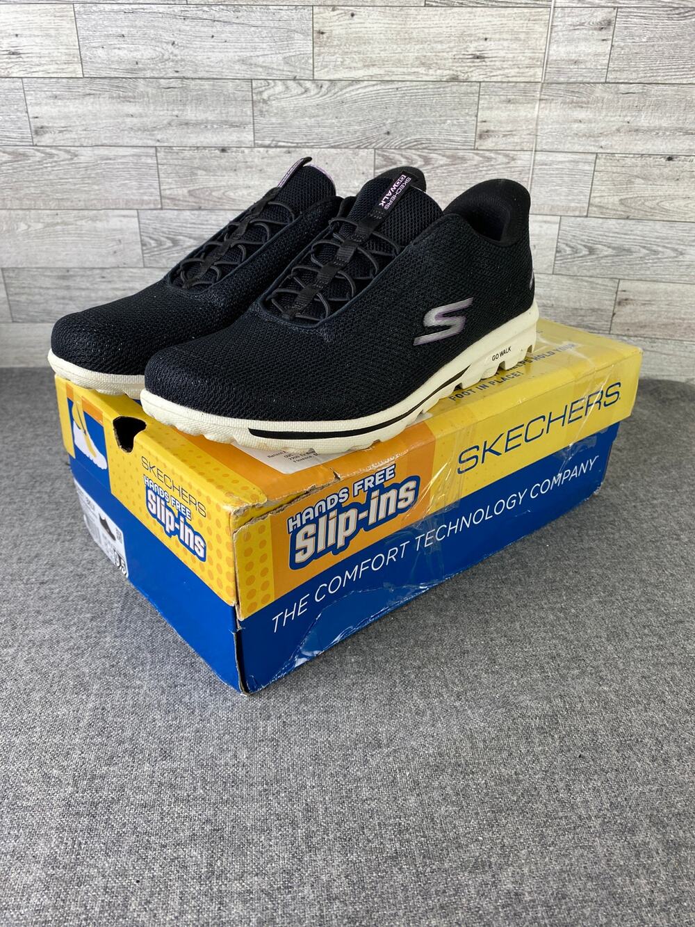 SKECHERS GOWALK TRAVEL Black St Tropex Washable Slip-On Sneakers Women 9.5 New